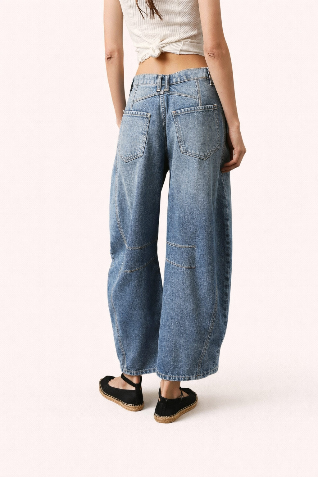 Studio Barrel Jean