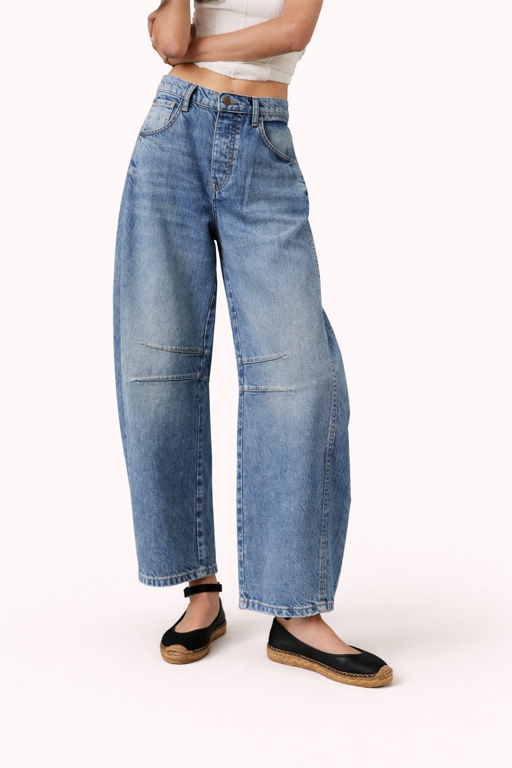 Studio Barrel Jean
