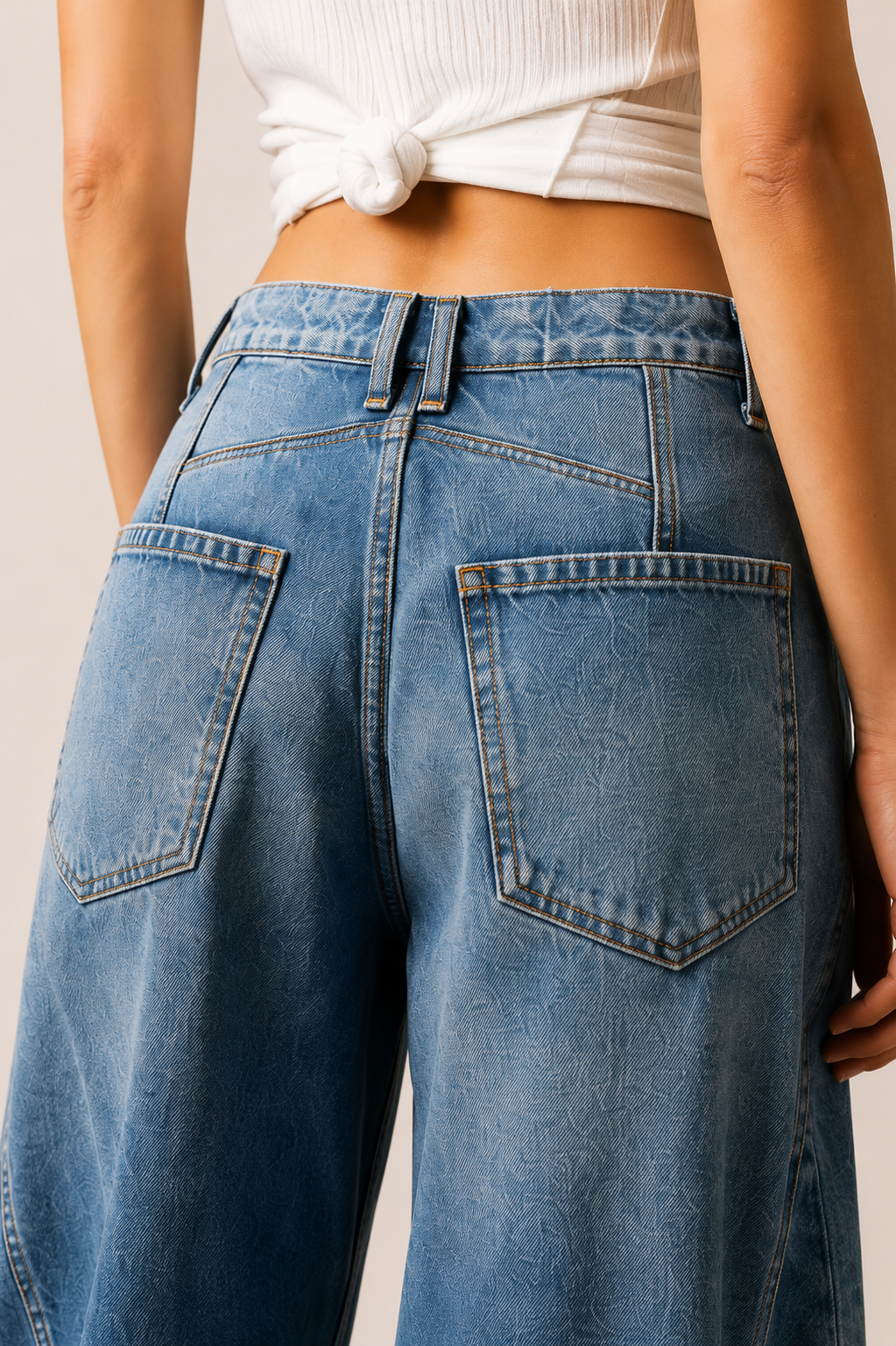 Studio Barrel Jean