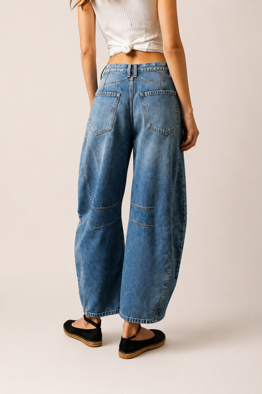 Studio Barrel Jean