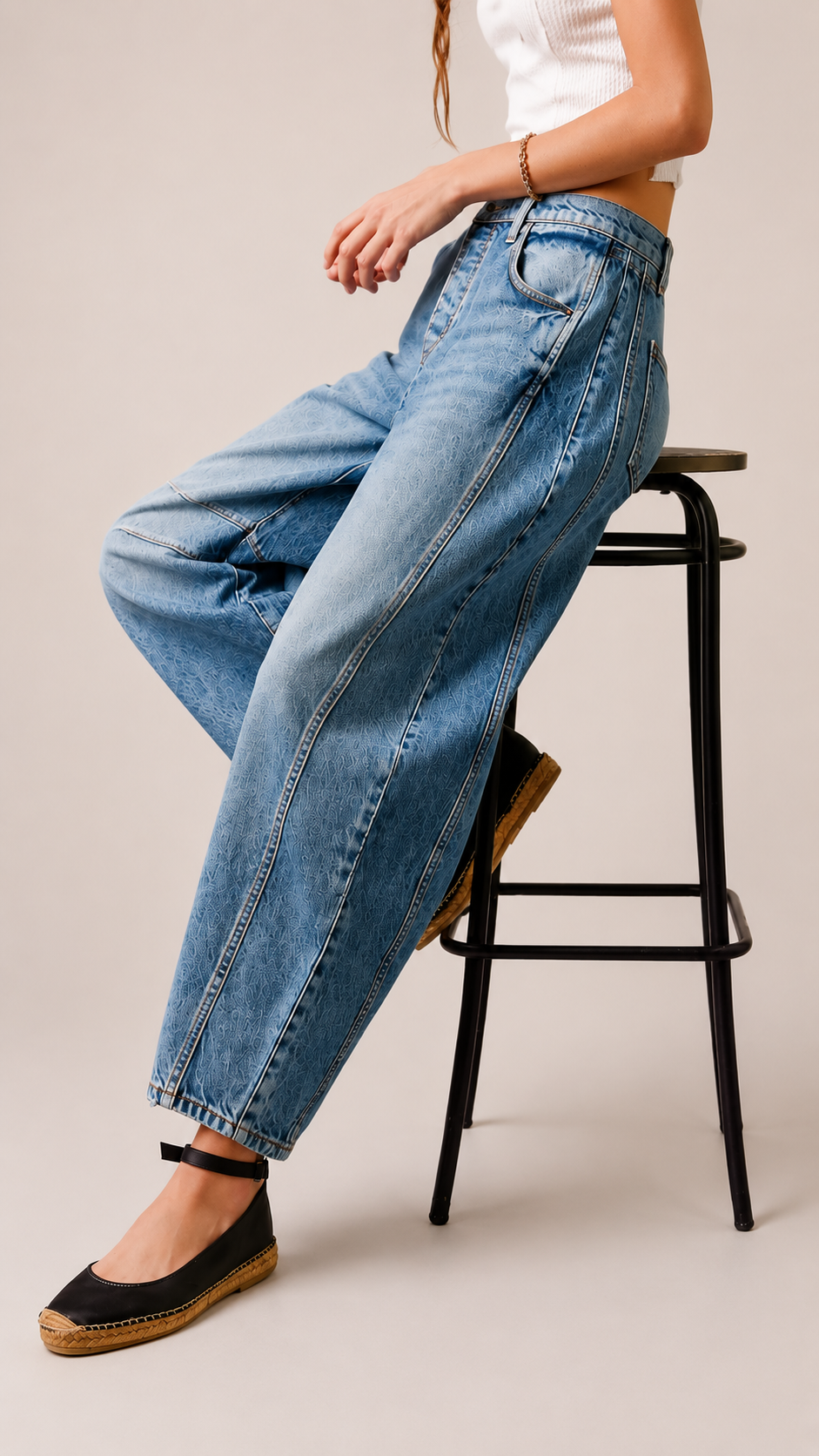 Studio Barrel Jean